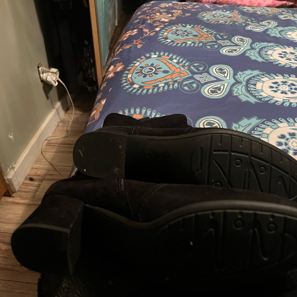 Women’s shoes